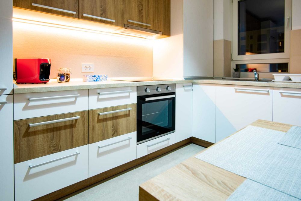 Cazare regim hotelier Brasov – 2 camere, Coresi Mall (ALENI 5)