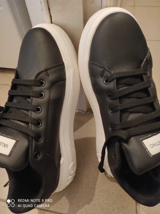 Продавам мъжки обувки