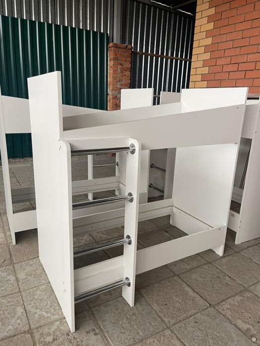 Продам 3 кровати в отличном состоянии