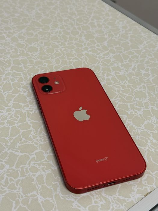Красный Iphone 12, 78%