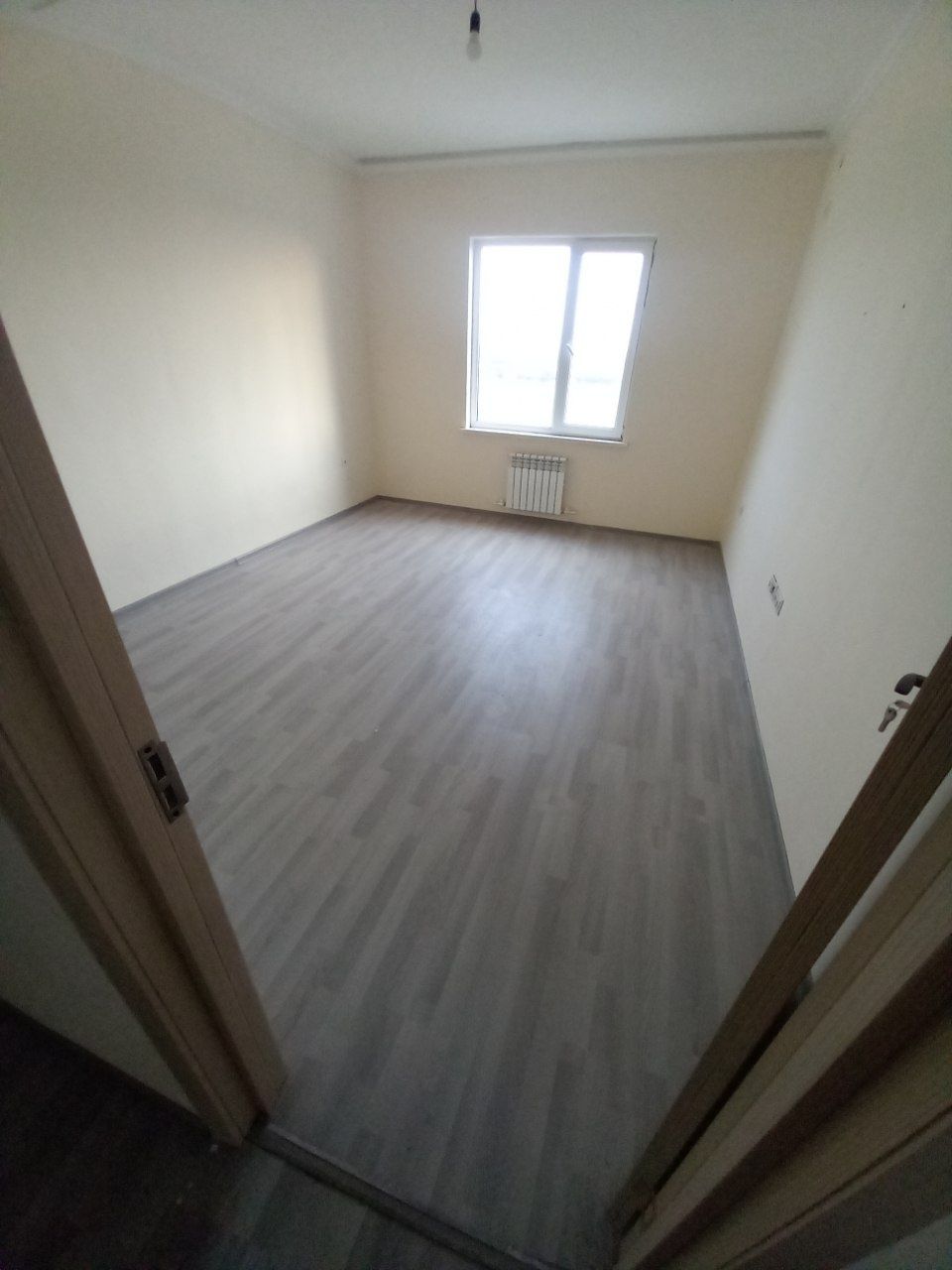 Motrid 3 xonali zudlik bilan sotiladi