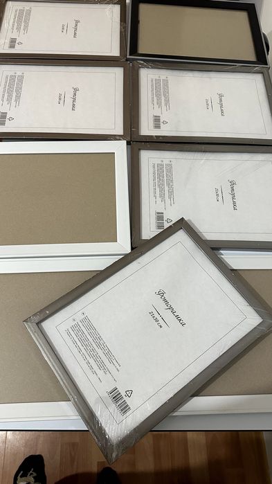 Рамки для фото и сертификатов