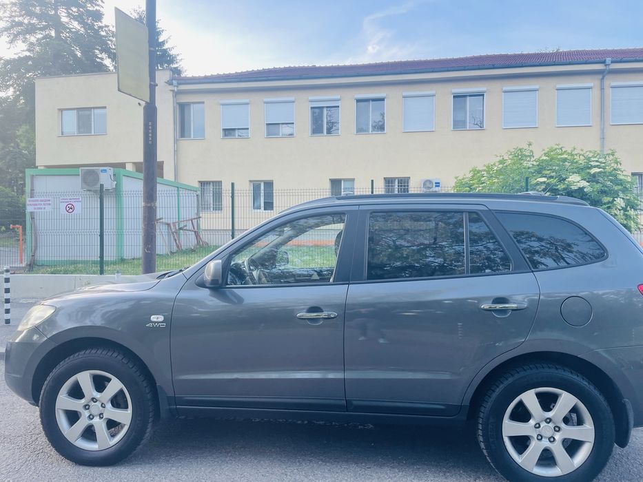 Hyundai Santa fe 2,2 CRDI-155к.c.4X4-ABTOMAT,KOЖА,7-МЕСТНА,ВС.ЕКСТРИ