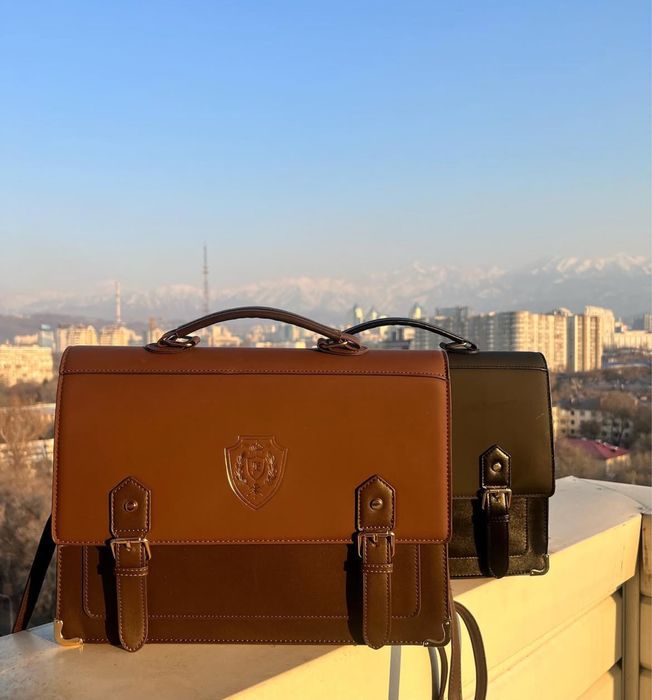 Стильная винтажная сумка-портфель