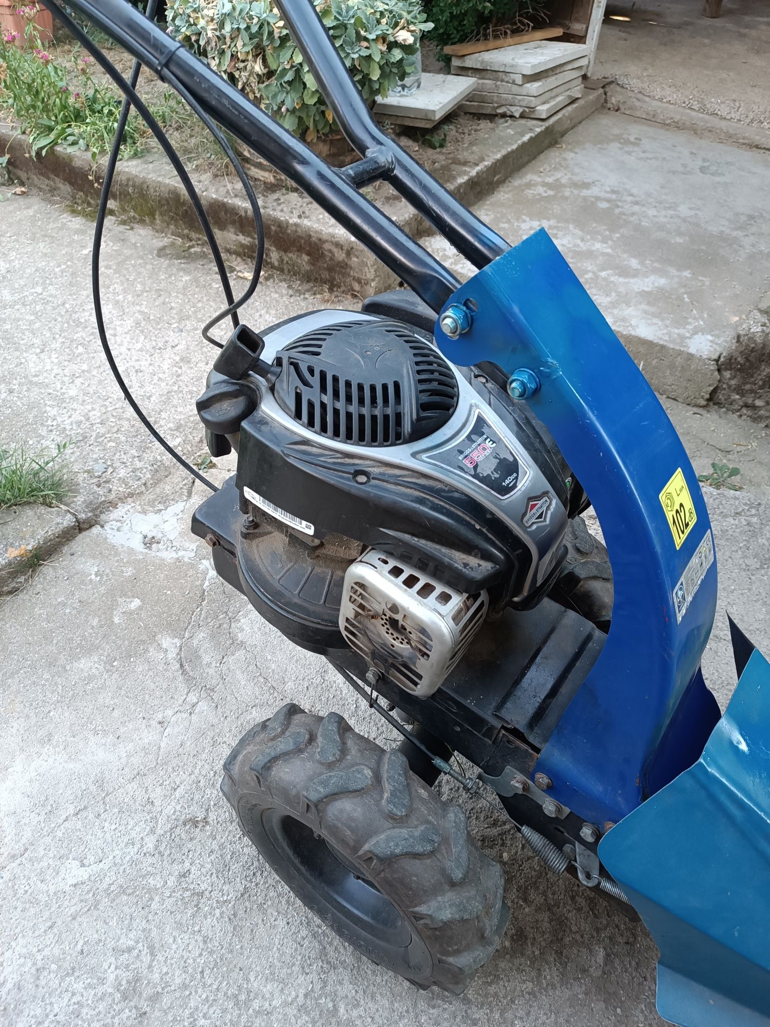 Продавам  косачка