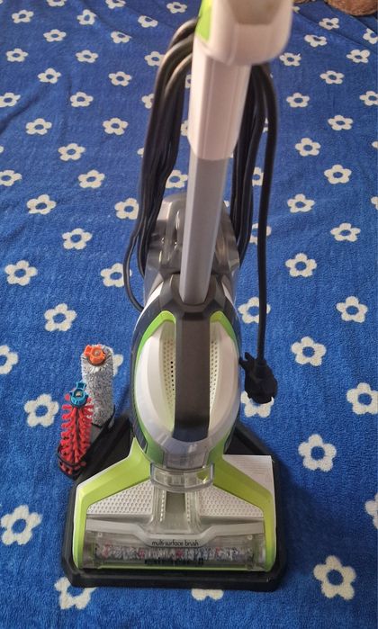 Aspiratorul BISSELL Crosswave