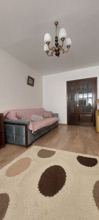 Direct proprietar:Apartament cu 2 camere de închiriat zona Precista B