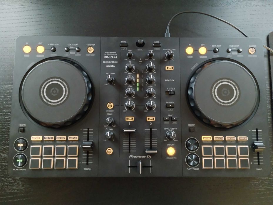Pioneer DDJ-FLX4 Controller DJ - Stare Buna, Cutie Originala