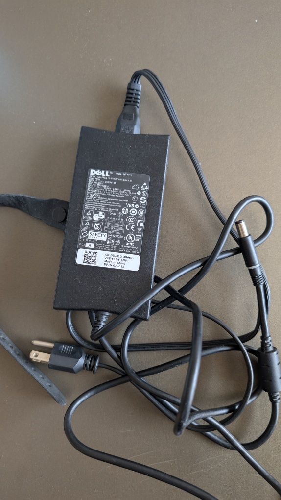 Адаптер,зарядно,AC/DC Adapter DELL