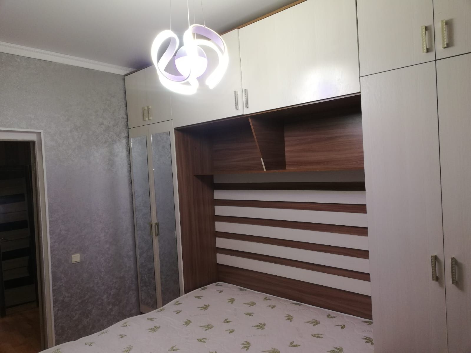 Кровать двуспальная. Цена 85000