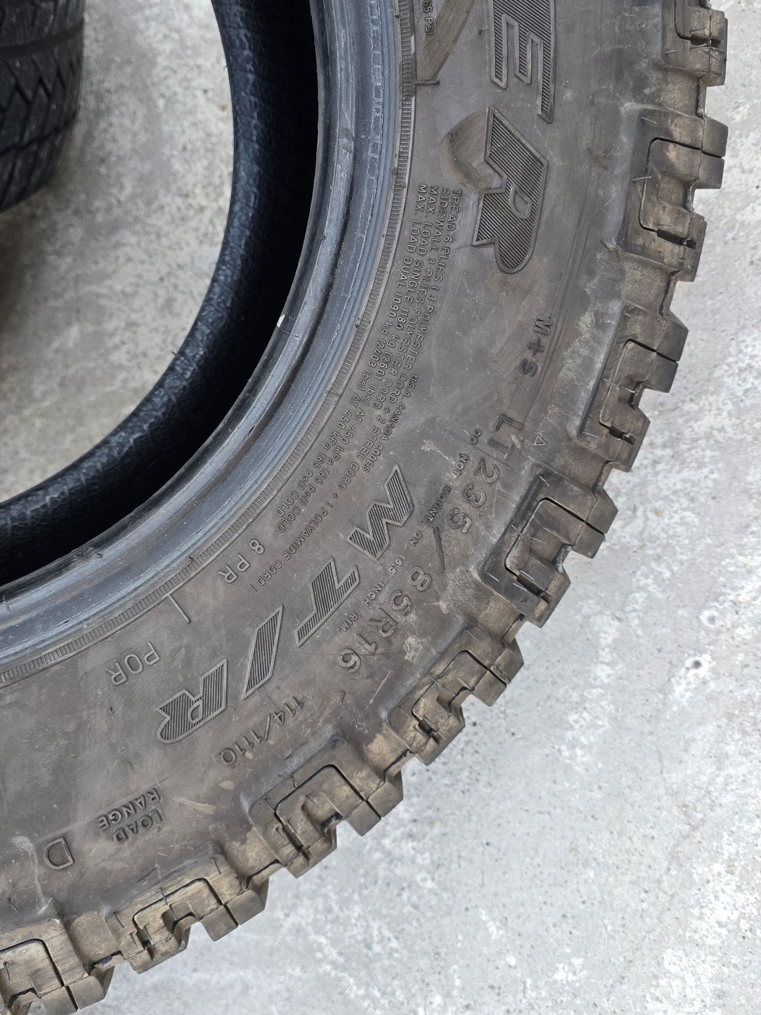 5 Броя 235/85/16 Goodyear 12mm
