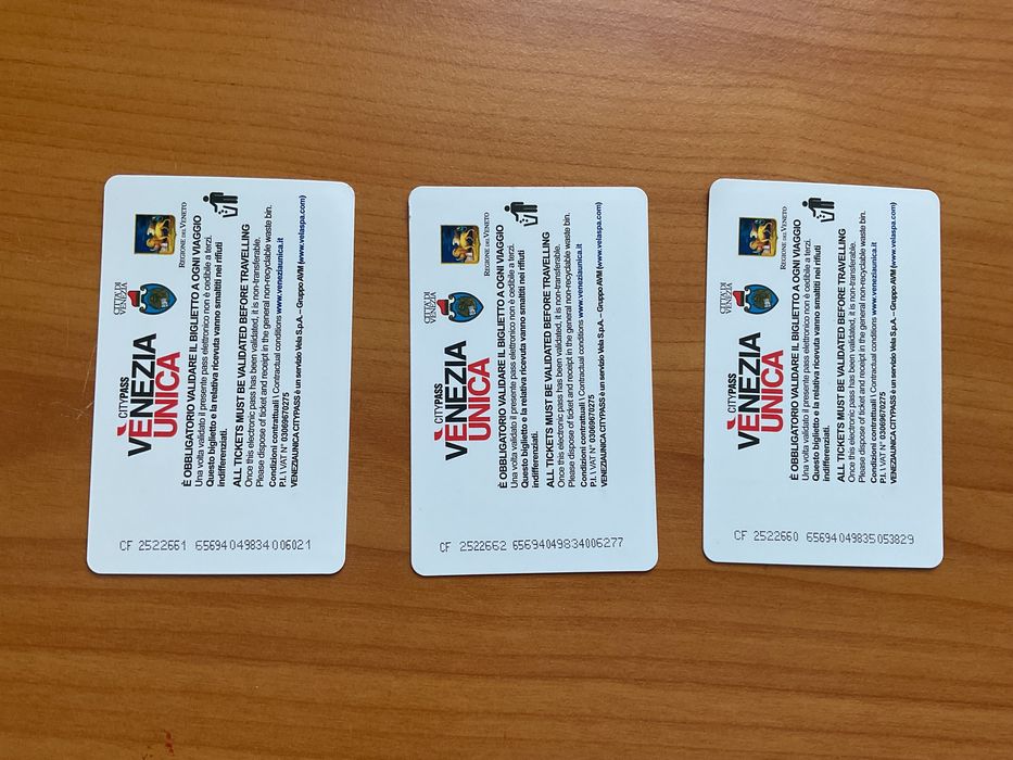 Vand bilete vaporetto Venetia - Murano - Burano - Torcello
