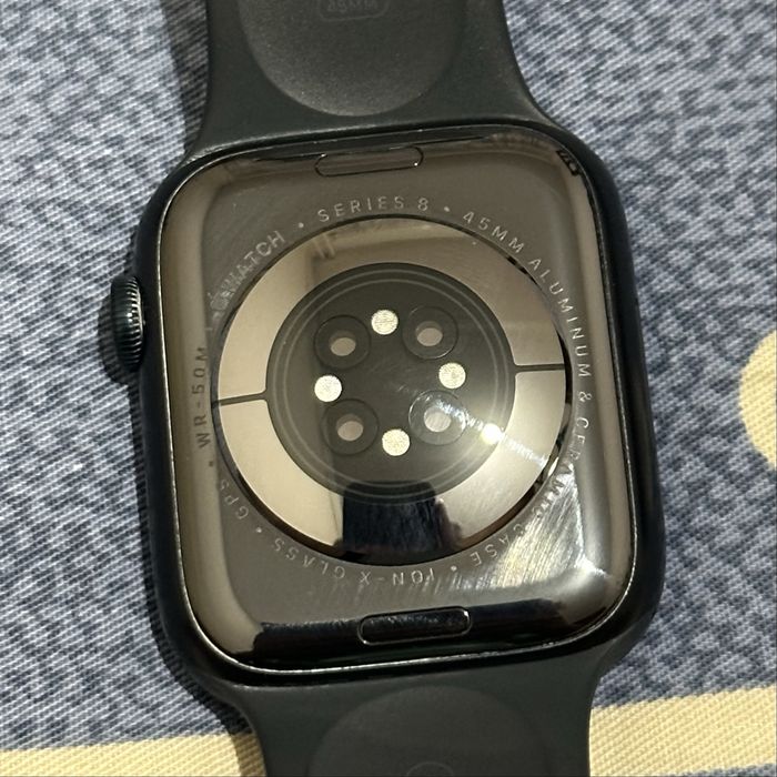 Apple Watch S8 45 mm