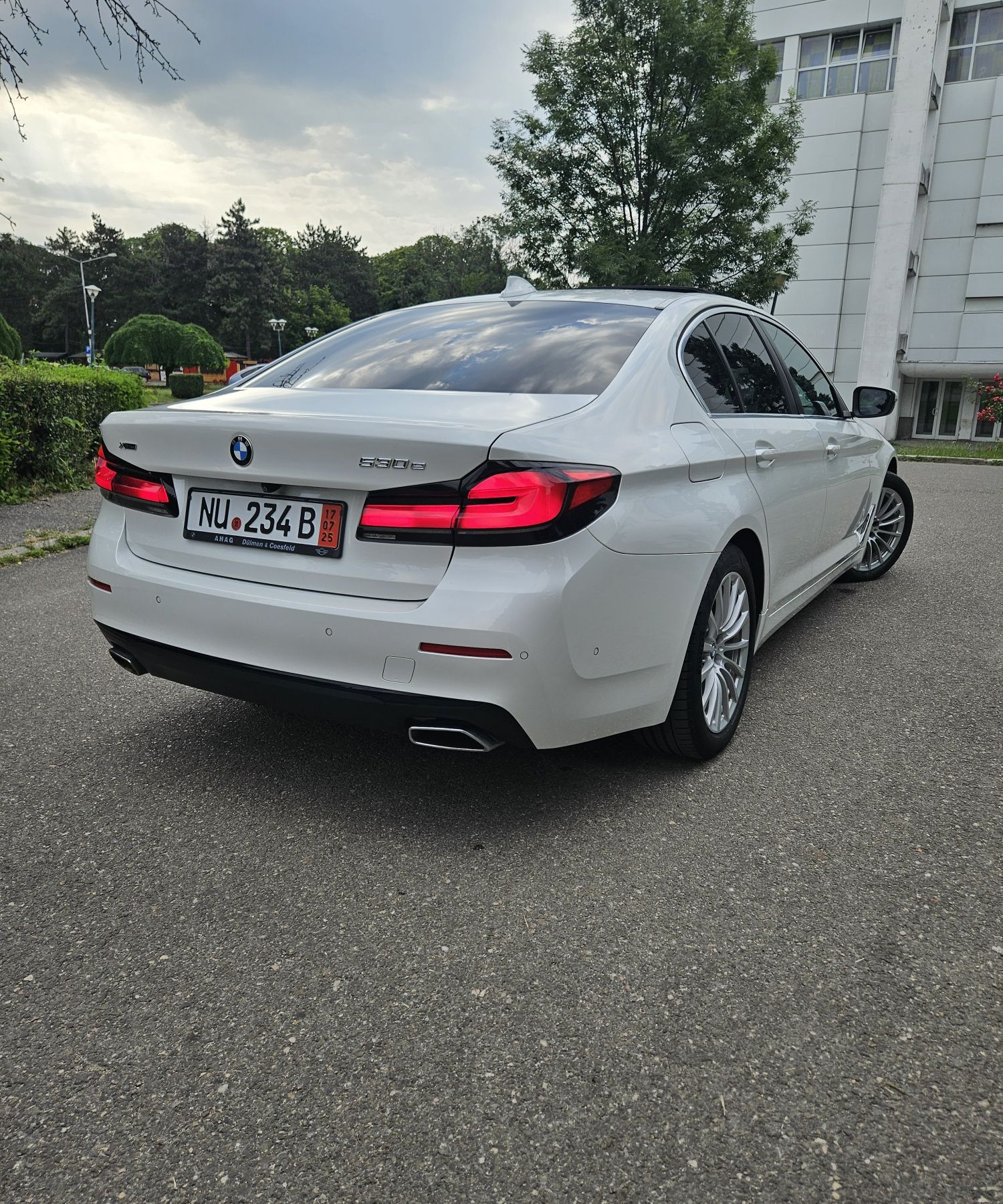 Bmw 530e X Drive Hybrid / 292 CP _ Alb PERLAT _ LASER _ Trapa