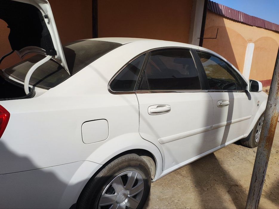 Жентра сотилади.