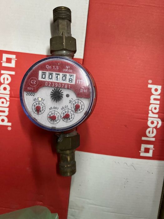 termostat senzor temperatura ceas apa reductor