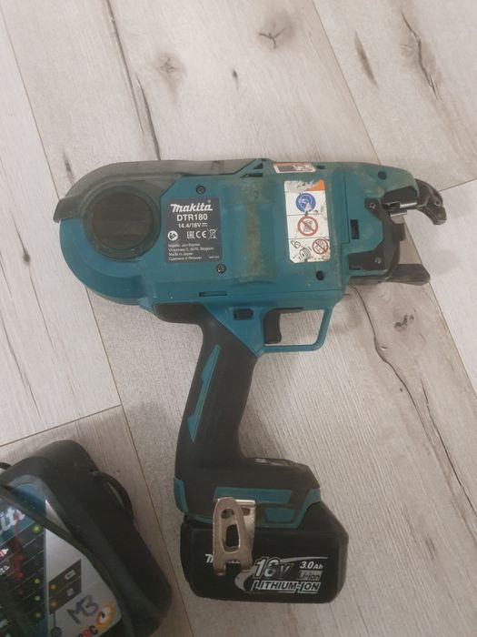 Mașină legat fier makita dtr 180
