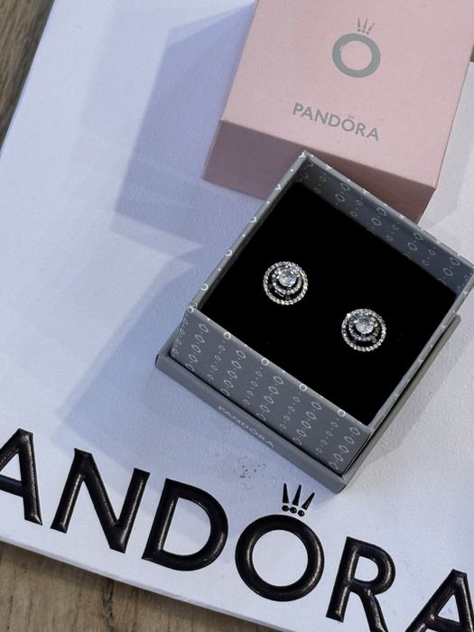 Пандора обеци Pandora