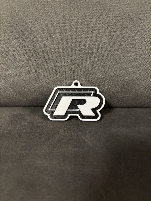 3д принтирани ключодържатели - VAG