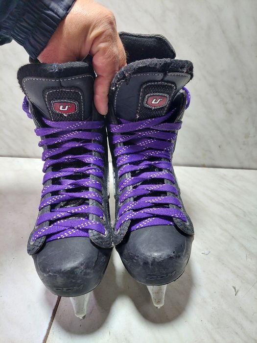 Patine 806 hochei hochey CCM U04 marime 36,5  (23,4  cm)