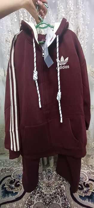 Женская спортивная одежда