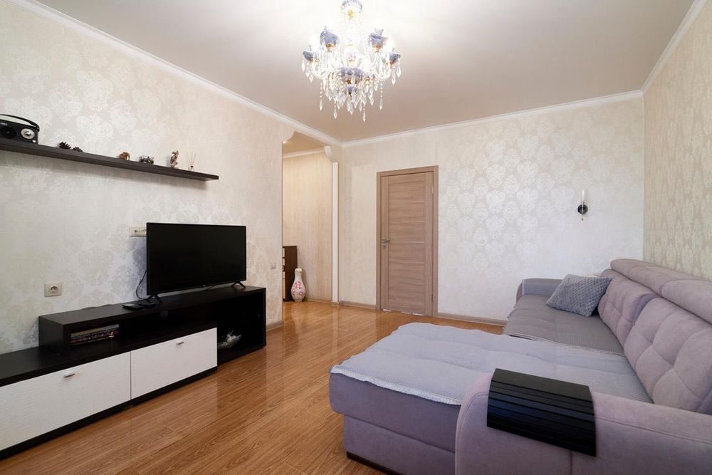 Просторная 2х комнатная на правом! ИПОТЕКА!