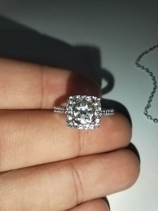 Set accesori de dama- inel, cercei si lantisor.