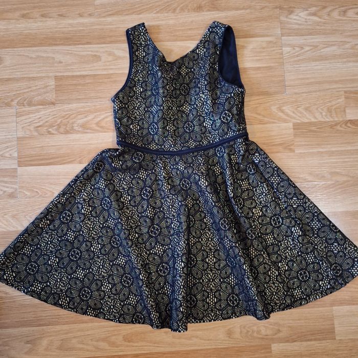 Детски рокли- 2 броя