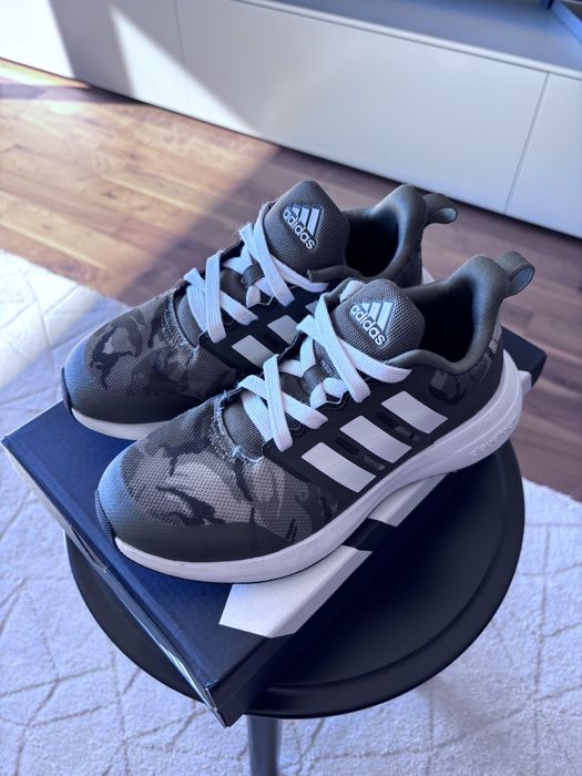 Детски кецове Converse и Адидас