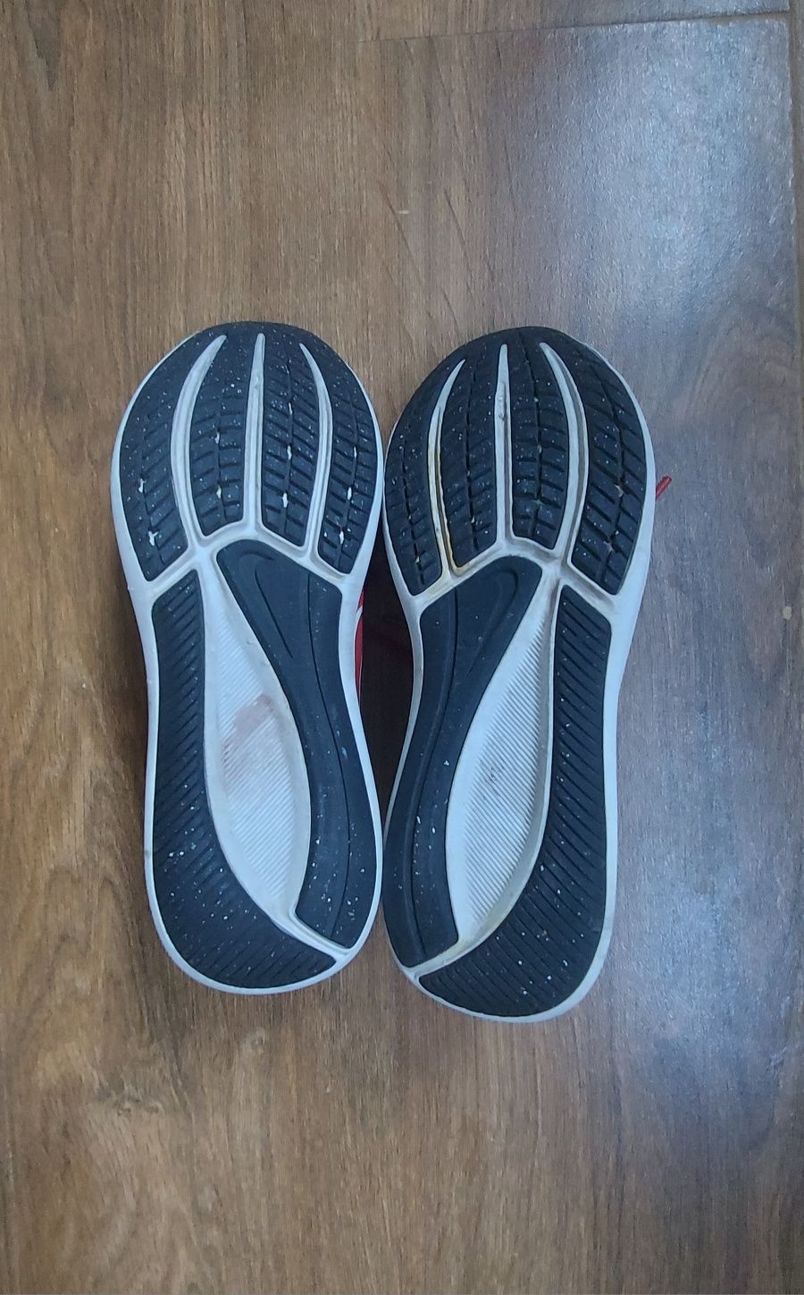 Маратонки Nike Star Runner
