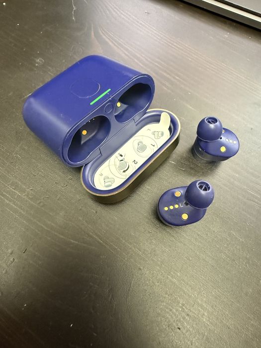 Bowers & Wilkins Pi7 S2 - adaptive active noise cancelling