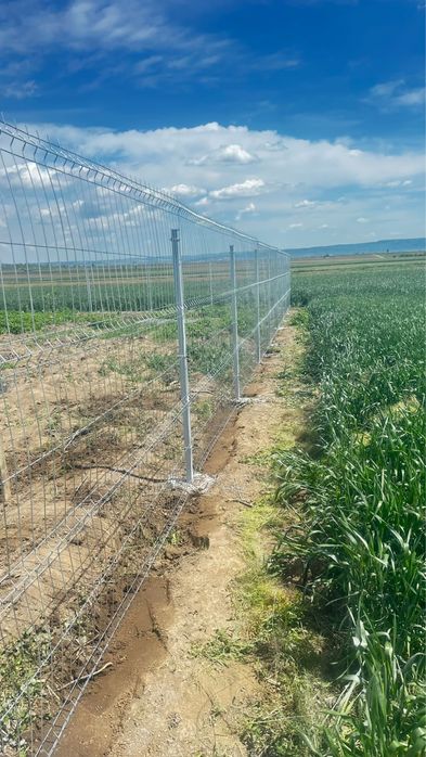 Executam garduri si porti din plasa bordurata sipca metalica