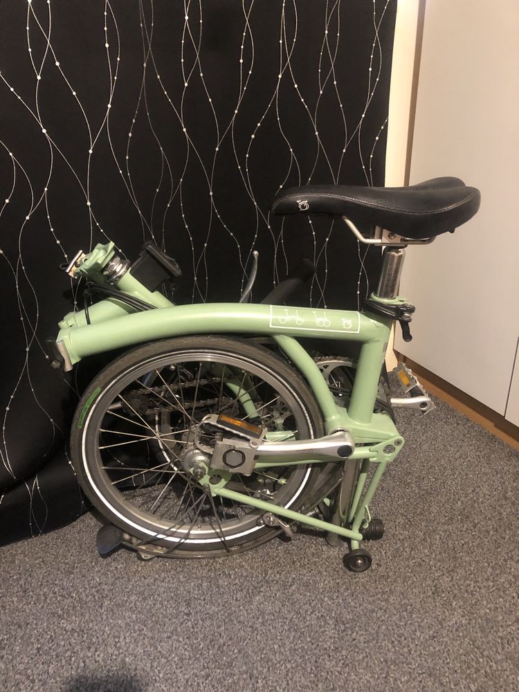 Bicicleta pliabila Brompton