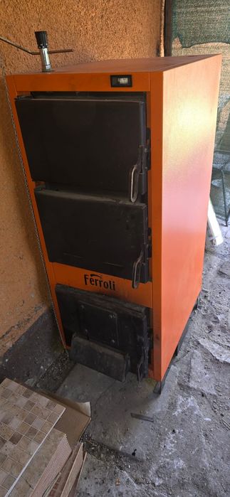 Centrala Ferroli pe lemne
