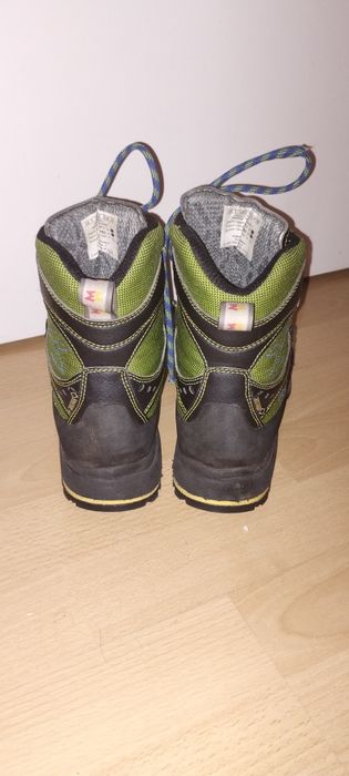 Bocanci iarnă Garmont mărimea 38