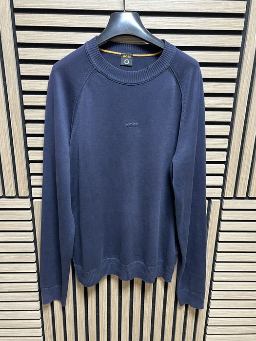 Hugo Boss : Konser Jumper - НОВ размер Л / Оригинал