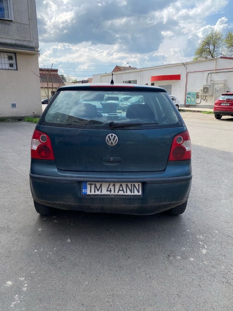 Vând Polo 1.4 TDI
