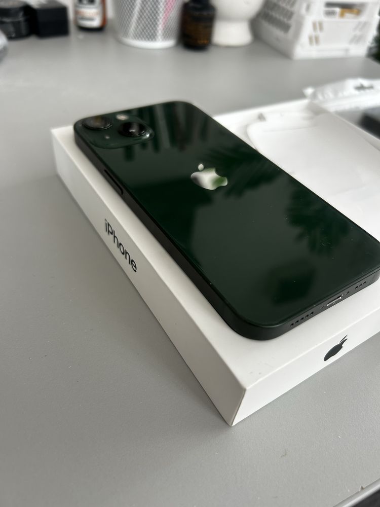 iPhone 13 Emerald Green 128gb impecabil