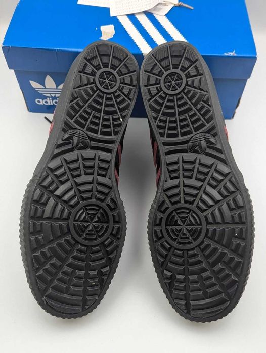 Непромокаеми мъжки боти  Adidas Originals - Grey, Black & Pink Stripe