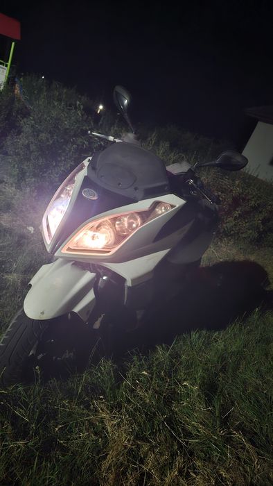 Scuter Kymco dinkstreet 125cc pe injecție