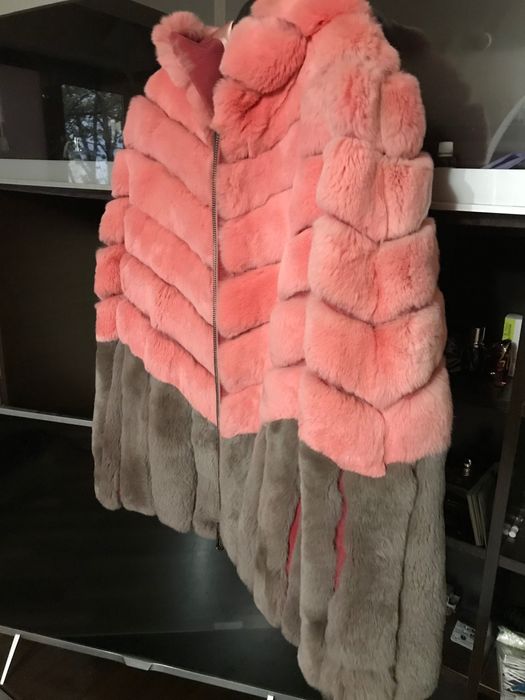 Haină din blană naturală