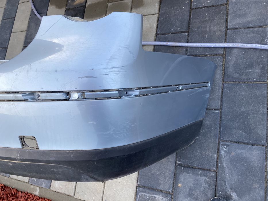 Bara spate pt passat b6 berlina,bleo,cod culoare lb5m