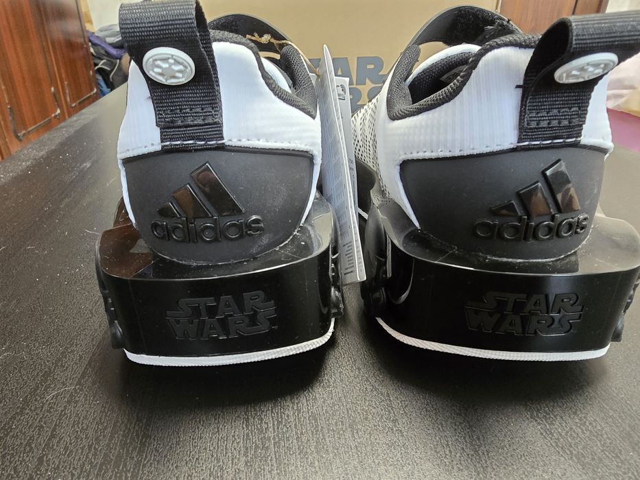 Нови детски маратонки ADIDAS STAR WARS  Runner EL