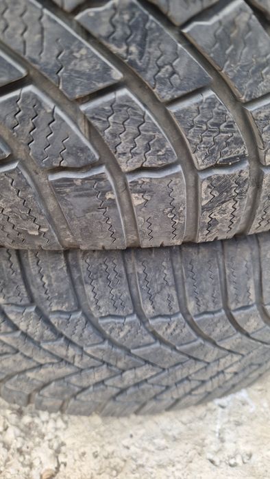 Vand cauciucuri de iarna SUV