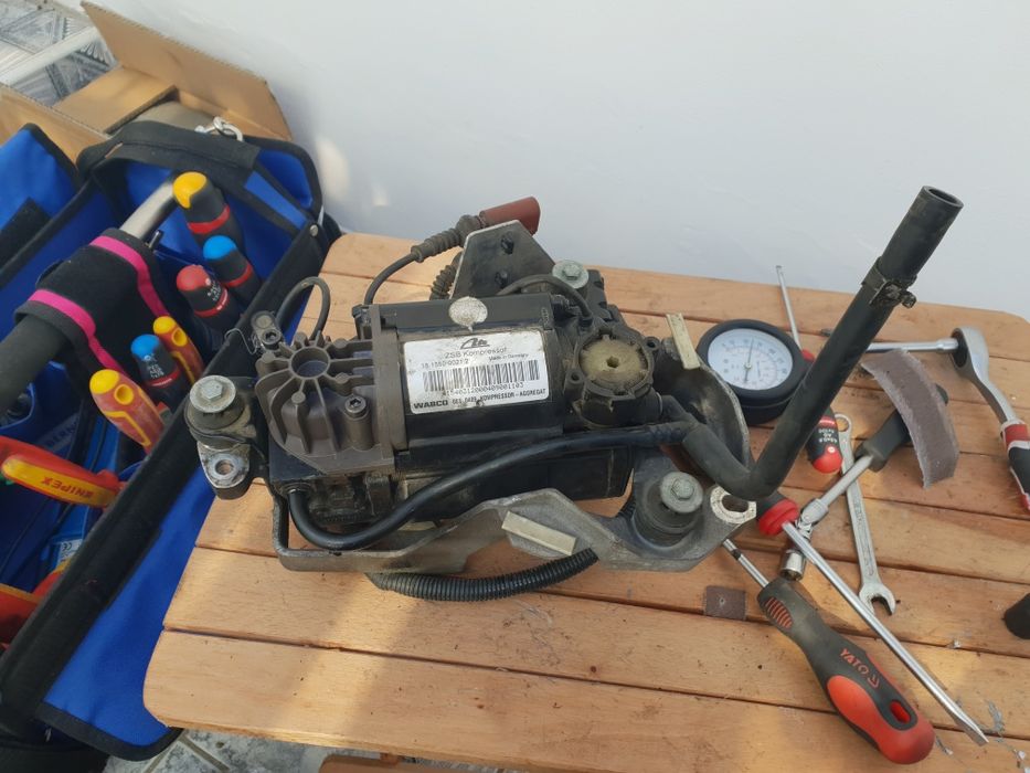 Reparatie reparare reconditionare compresor suspensie perne aer Wabco