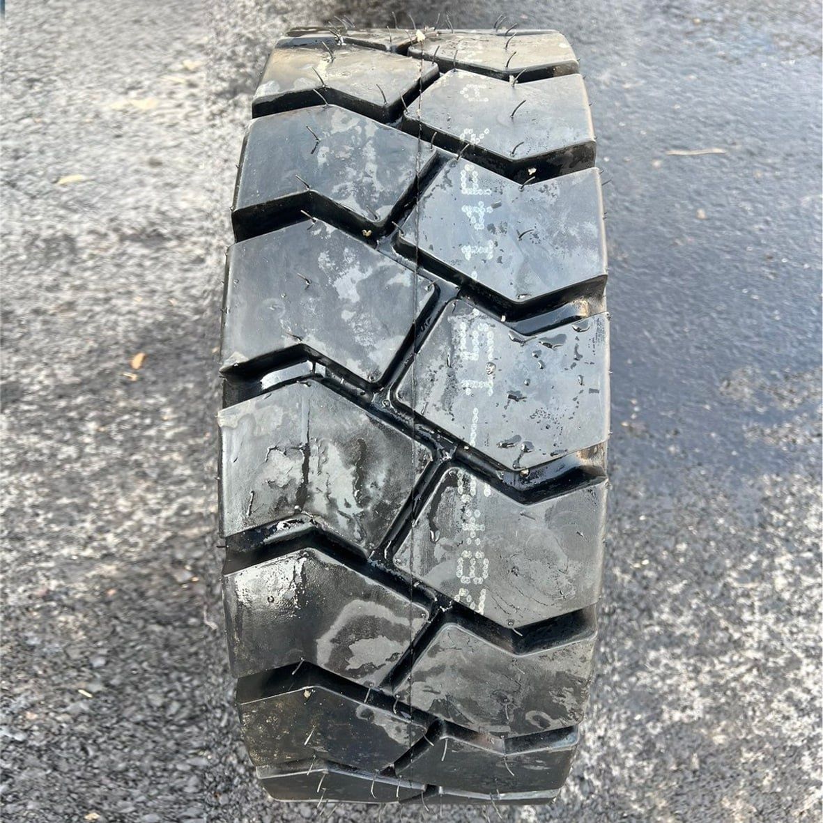 28x9-15 solid oq