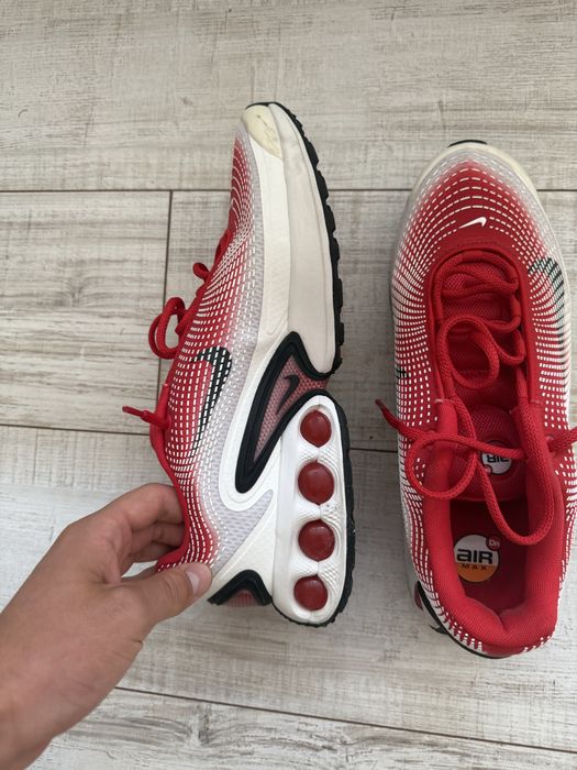 Nike нов модел 45,5 чисто нови