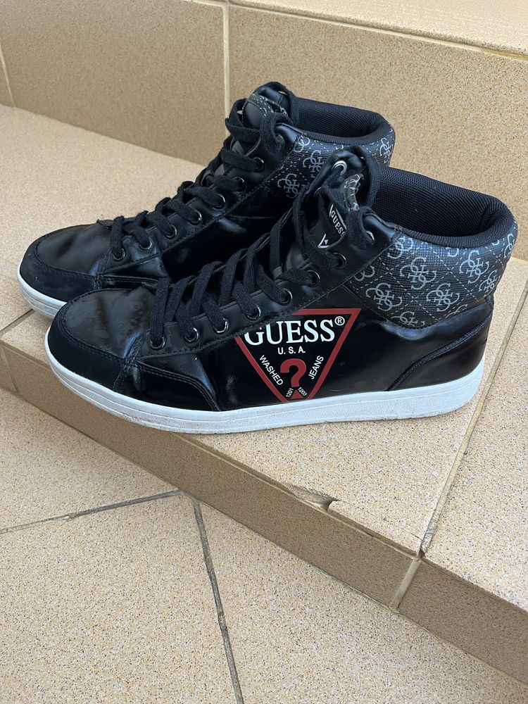Оригинални мъжки кецове GUESS