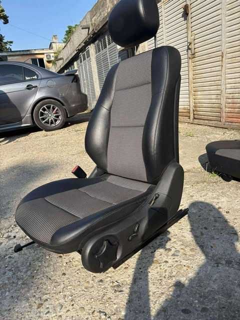 Салон за W203 седан