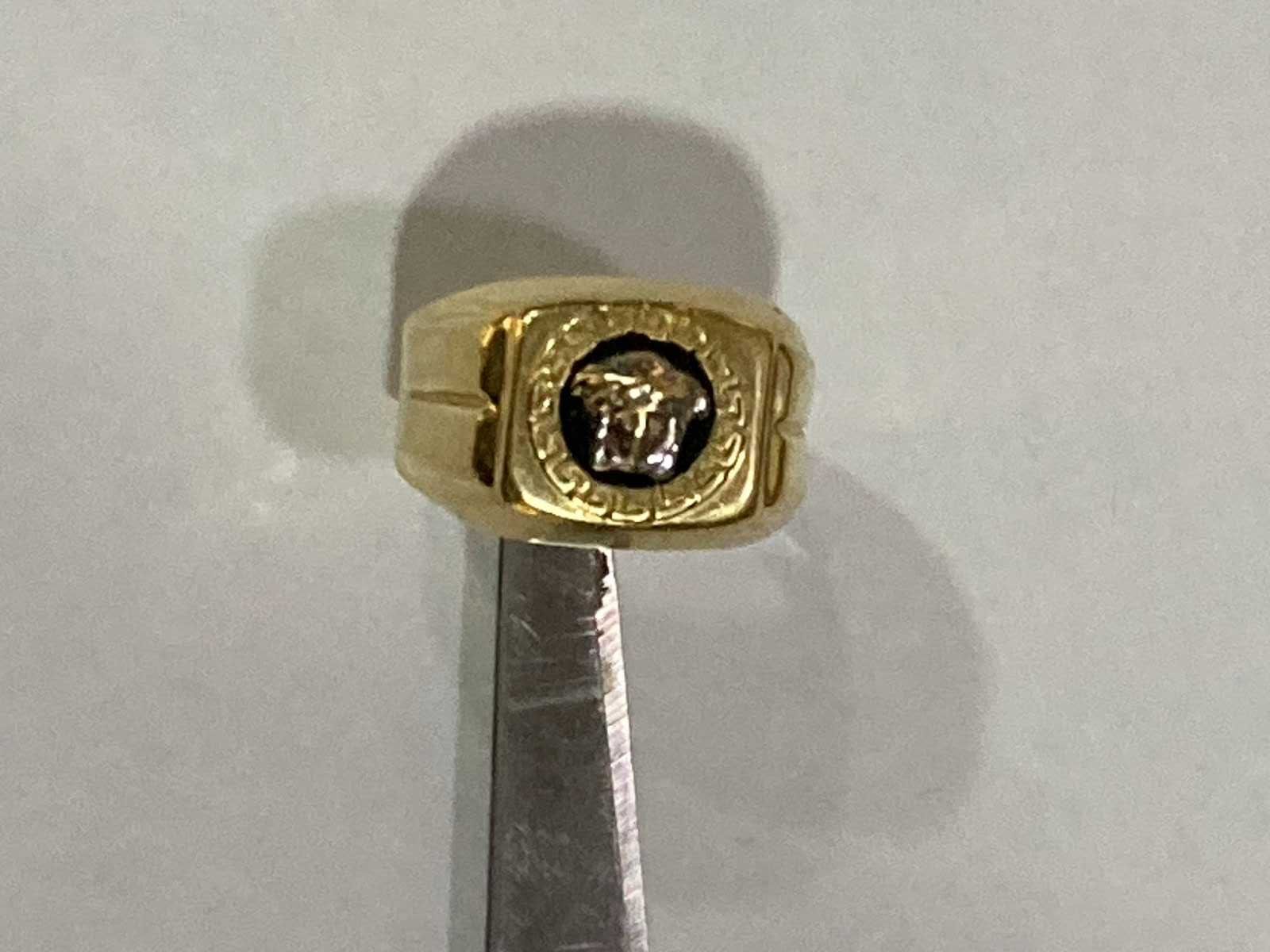 Златен пръстен 14 карата проба 585